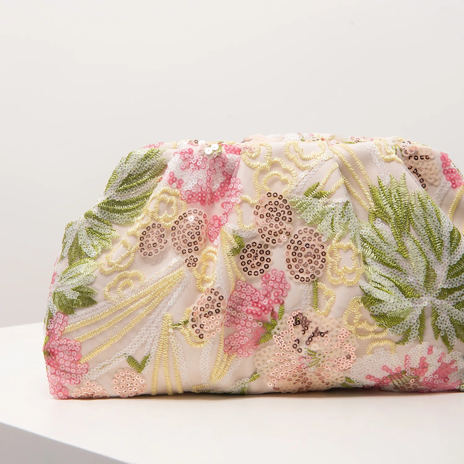 pochette a sequins ete