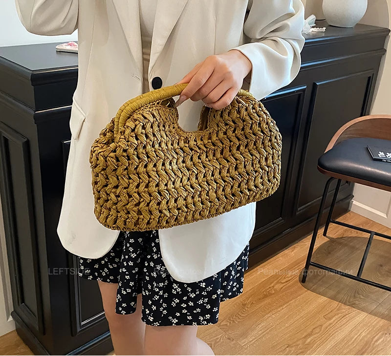 pochette en paille chic main