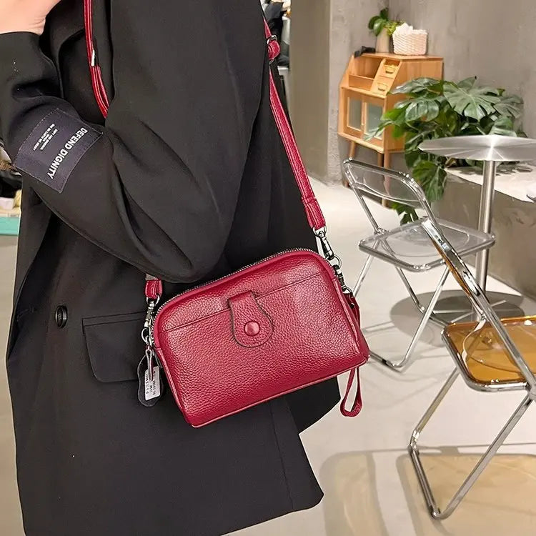 sac pochette bandouliere cuir femme elegant