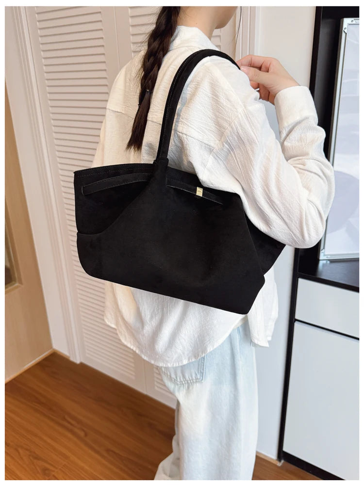 sac a main suede noir epaule