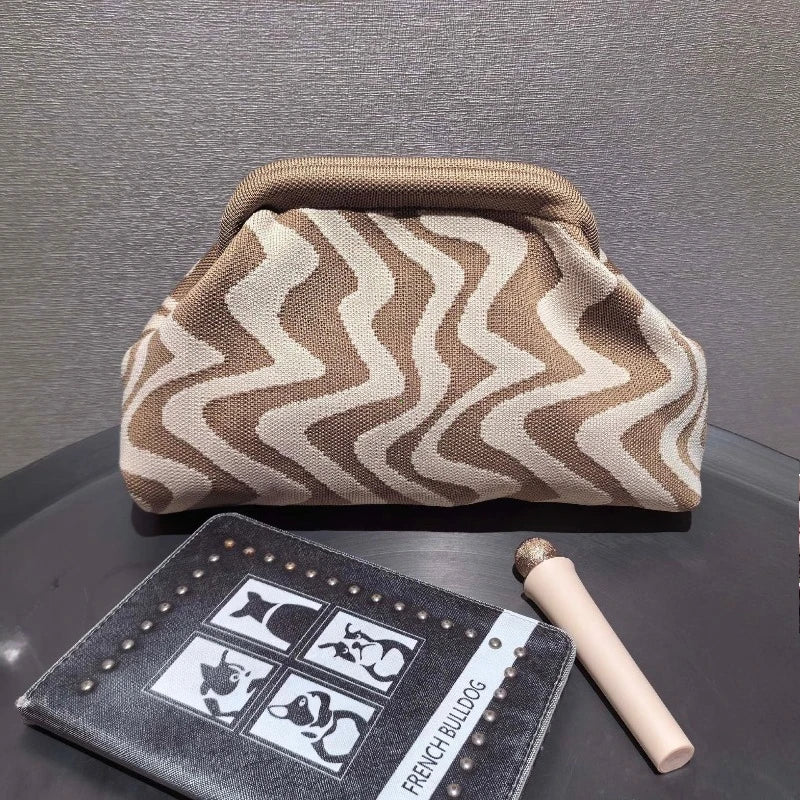 pochette a motif raye