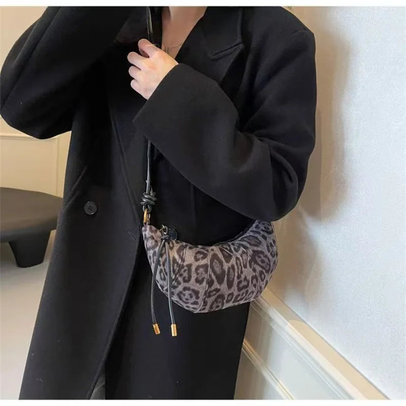 sac banane leopard gris bandouliere