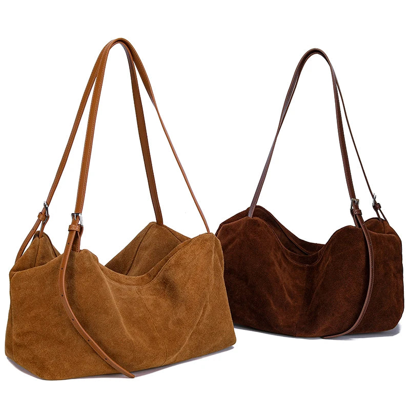 Sac en cabas daim disponible en camel et marron foncé