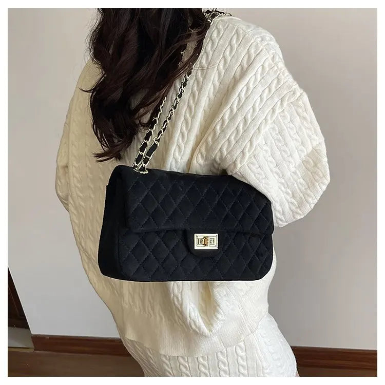 sac bandouliere avec chaine epaule