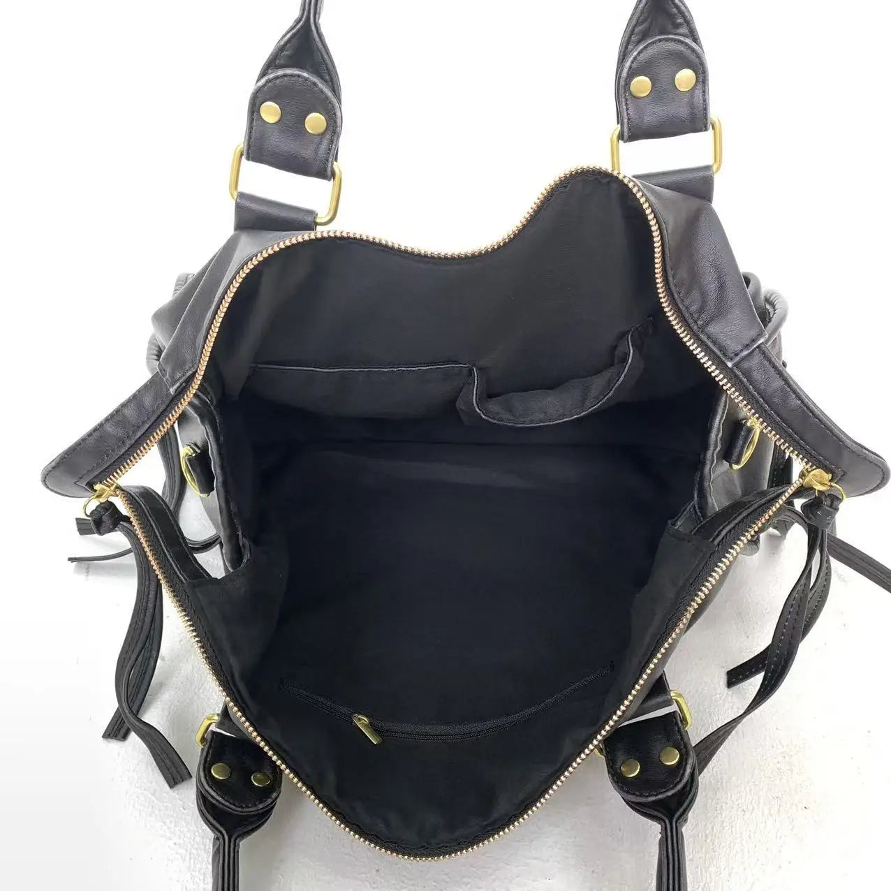 interieur du sac de cours