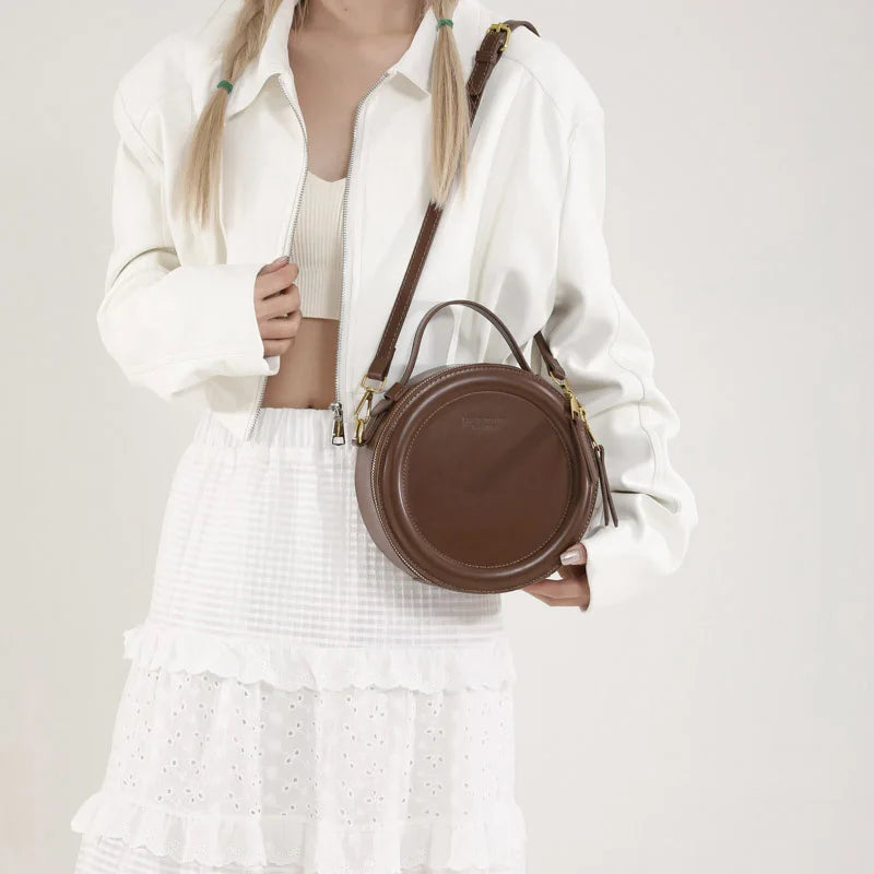 sac bandoulière rond femme porté épaule