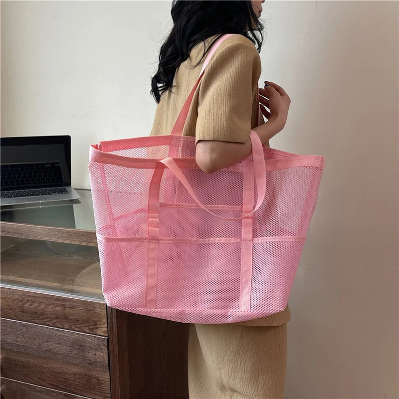 sac de plage en maille rose femme