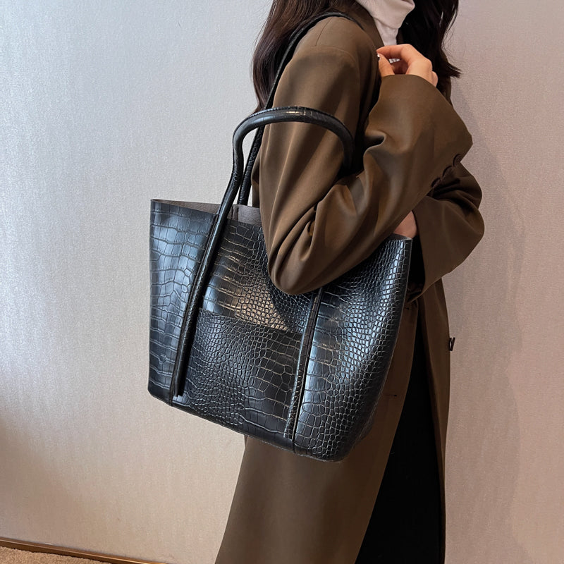 sac a main cabas cuir noir imitation croco