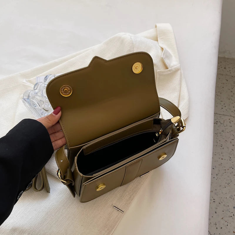 interieur du sac bandouliere kaki