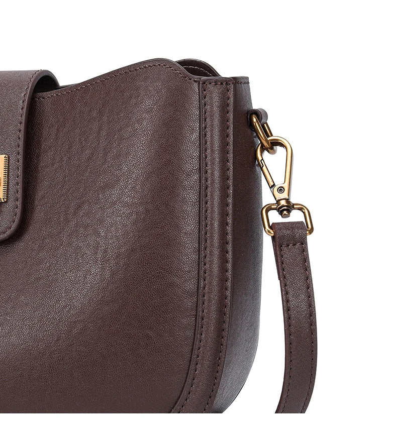 details du sac porte epaule et bandouliere