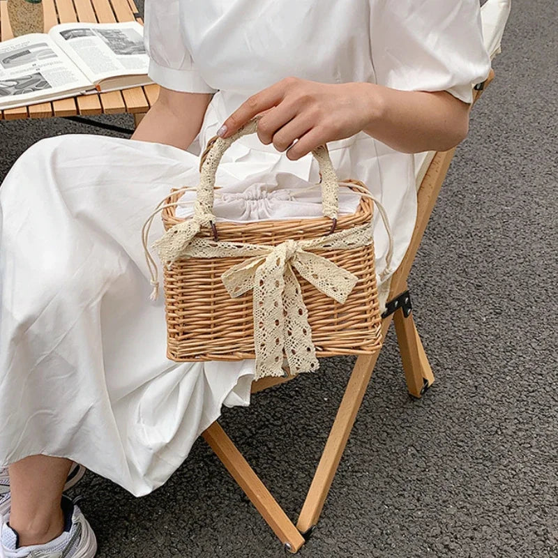 petit sac en paille champêtre