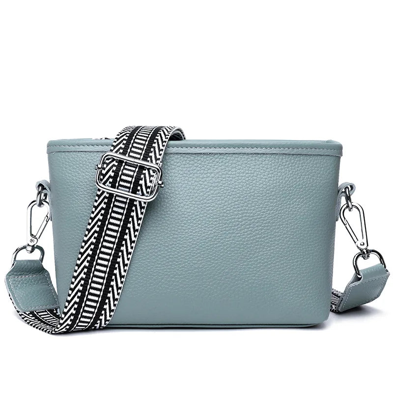 sac bandouliere large bleu ciel