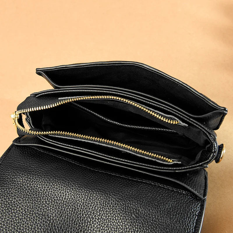 interieur sac bandouliere femme matelasse noir porte epaule
