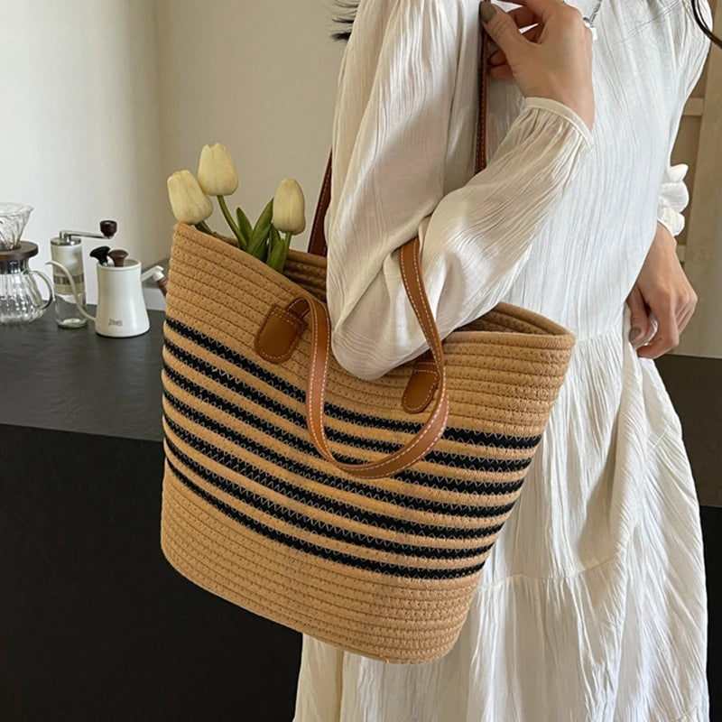 grand sac de plage chic à rayures noires