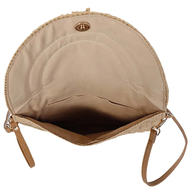 interieur pochette en paille tendance beige