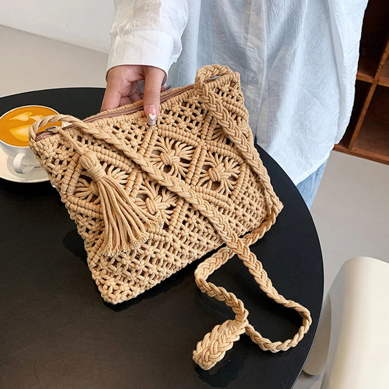 petit sac a main boheme beige