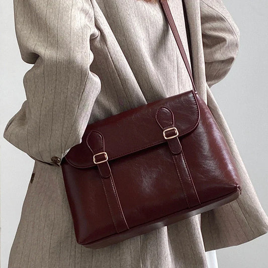 sac porté épaule et bandoulière