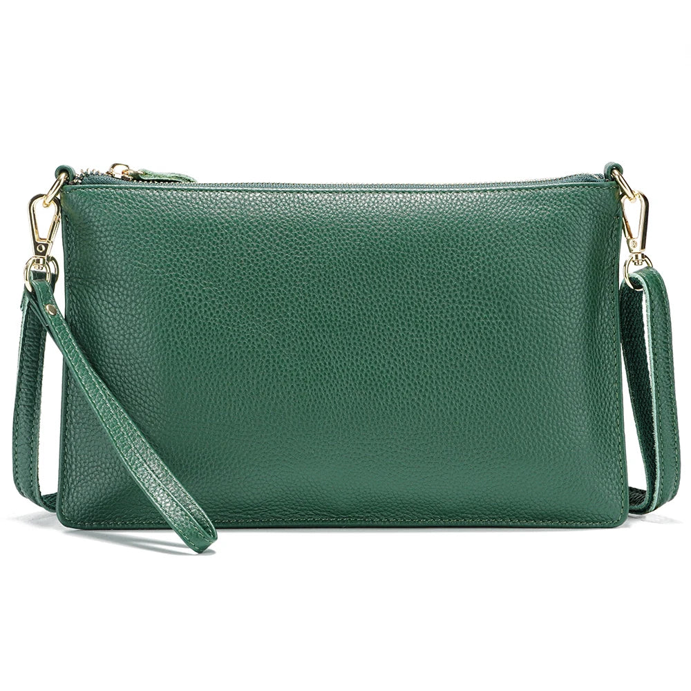 pochette style enveloppe en cuir vert 