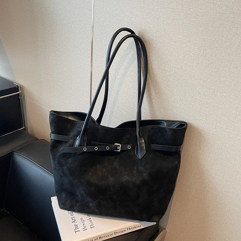 sac a main lyceenne noir