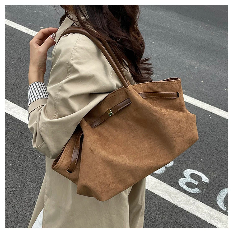 sac a main suede tendance