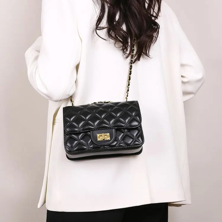 sac a main matelasse noir bandouliere