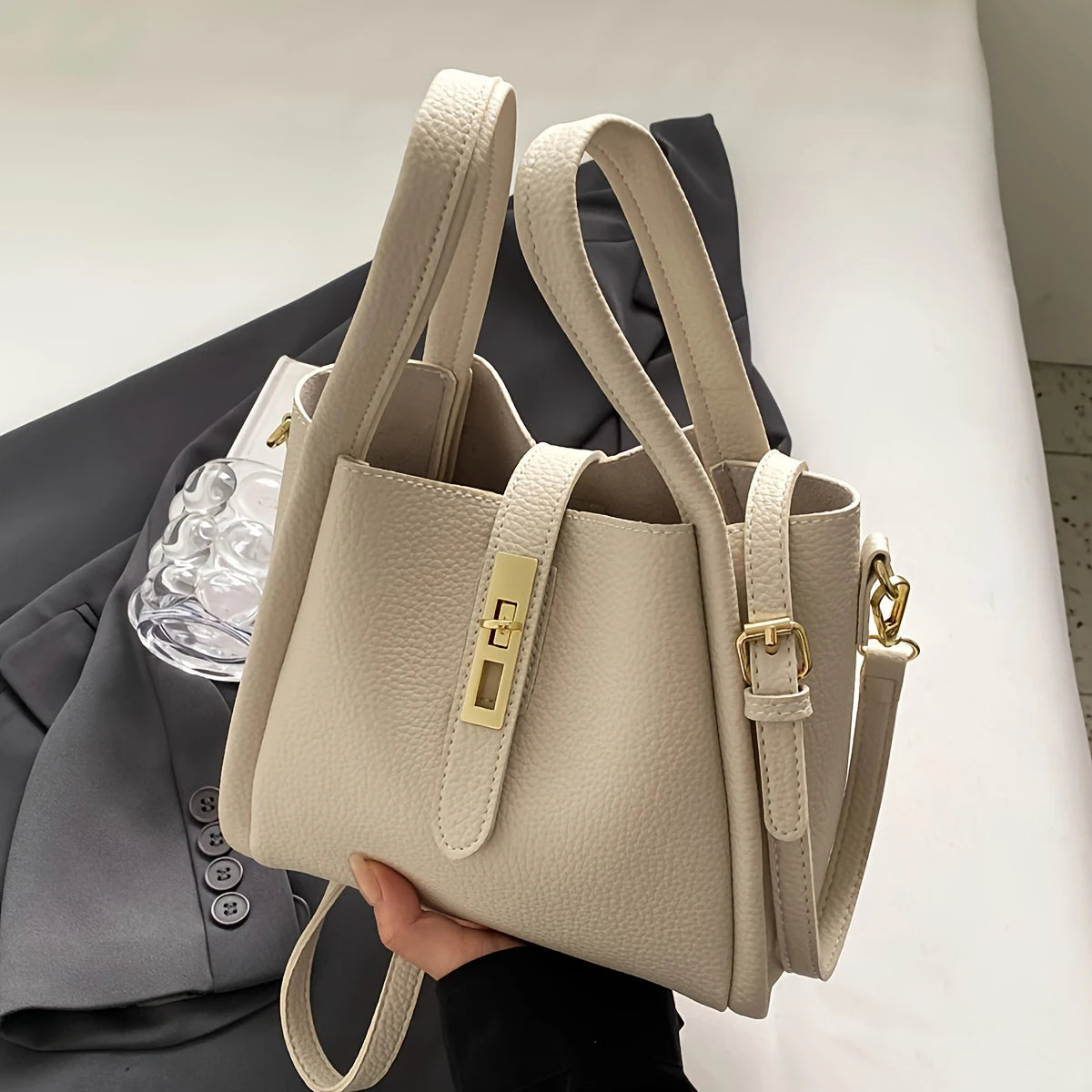 sac a main besace bandouliere en similicuir graine blanc