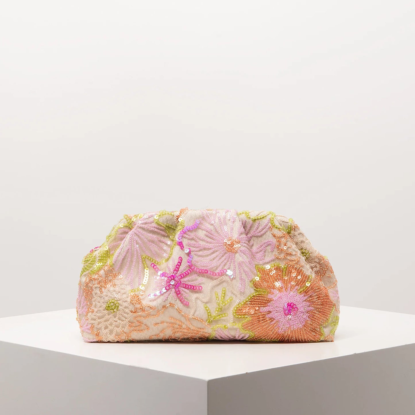 pochette a sequins