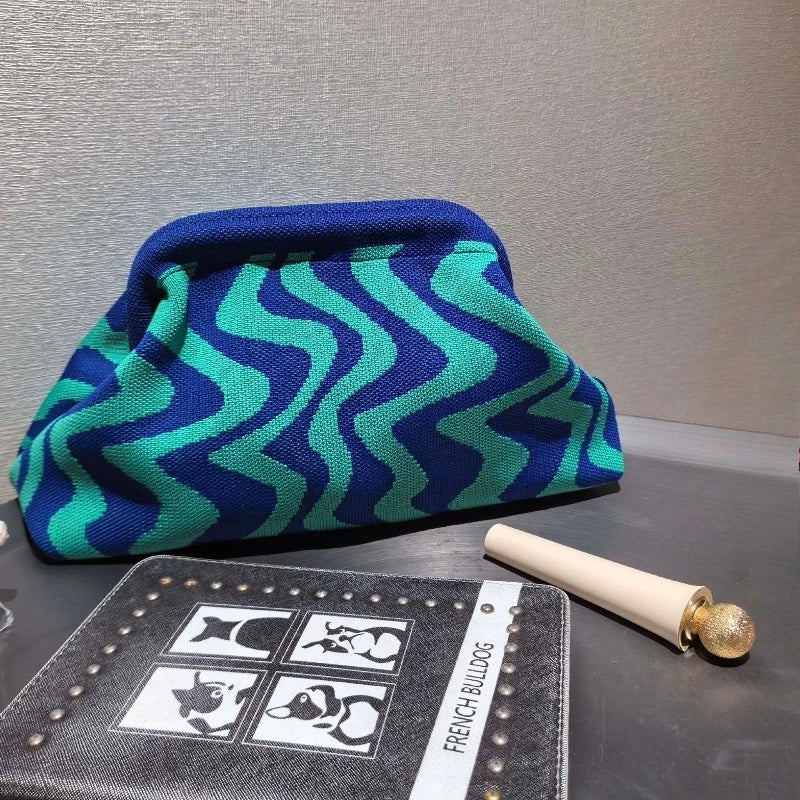 pochette a motif bleus
