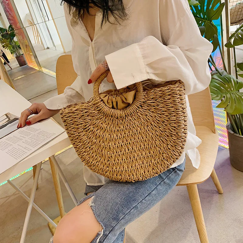 sac demi lune en paille