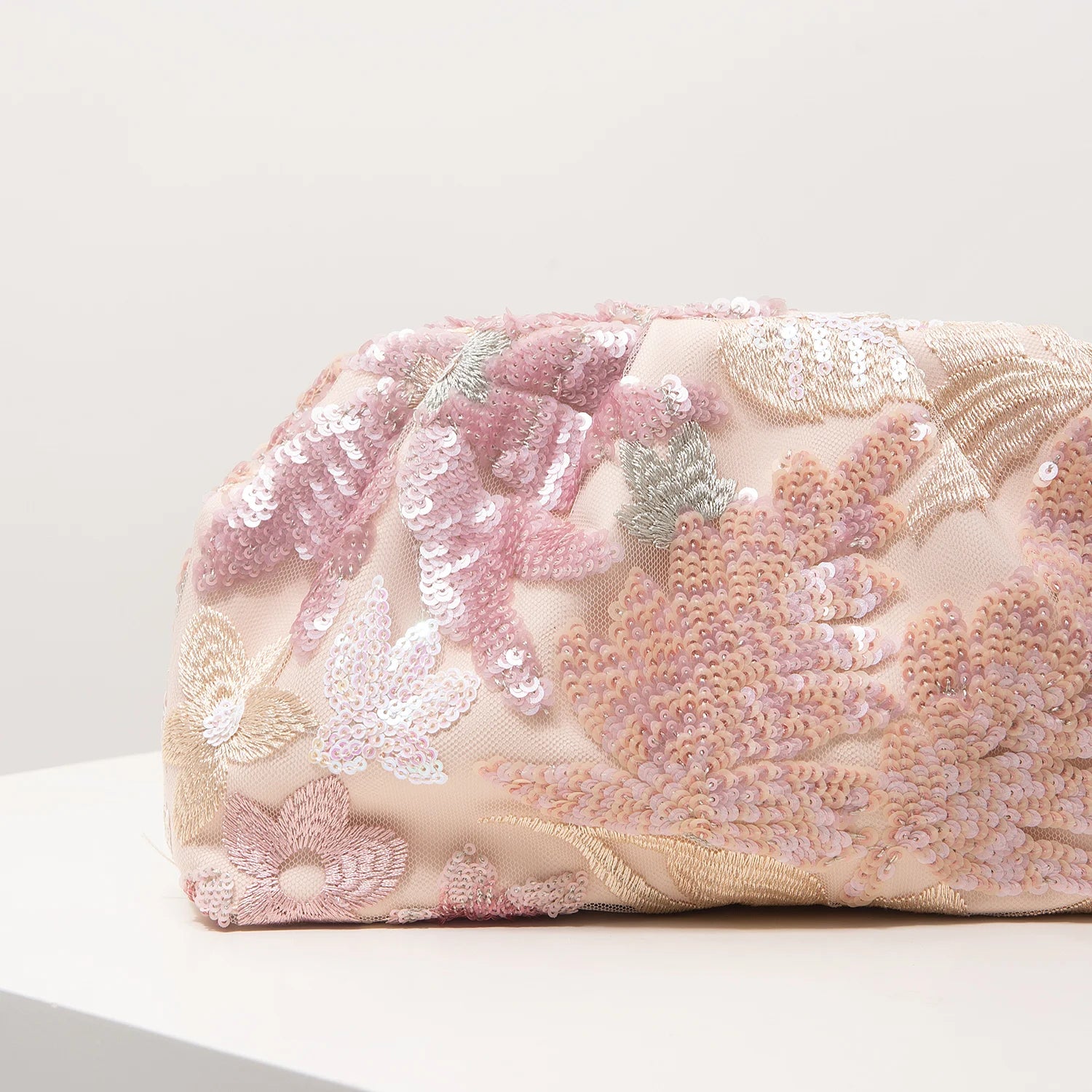 pochette a sequins rose