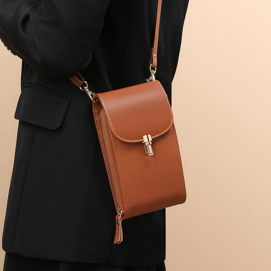 pochette telephone en cuir