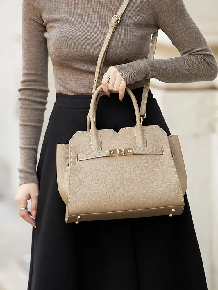 sac a main de luxe pour femme beige porte a l'épaule