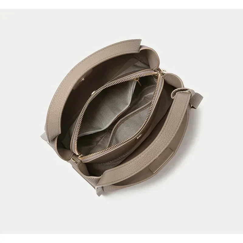 interieur du sac a main en cuir chic