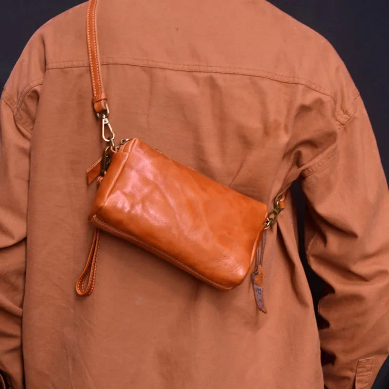 pochette en bandouliere homme fauve