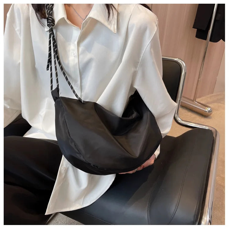 grand sac banane en toile noir