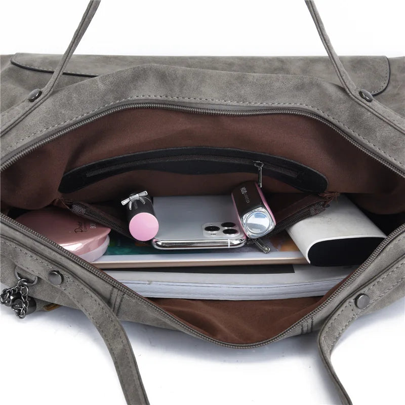 interieur du sac de cours lycee 