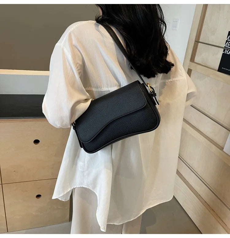 petit sac a main noir porte epaule