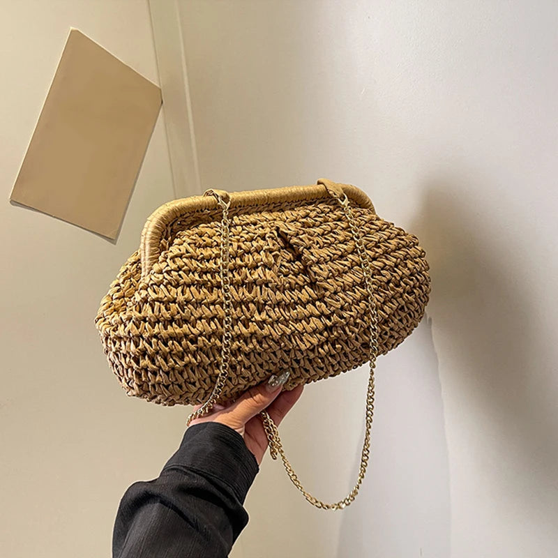 pochette beige en paille tresse