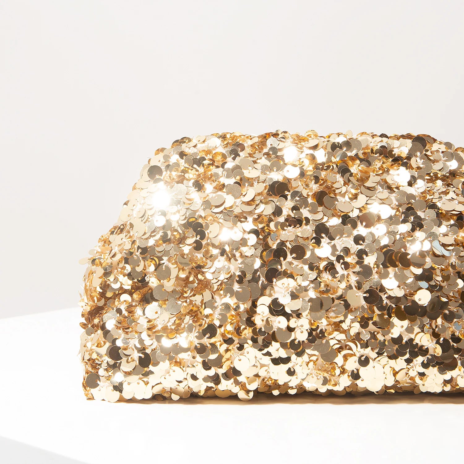 pochette de soiree brillante dore