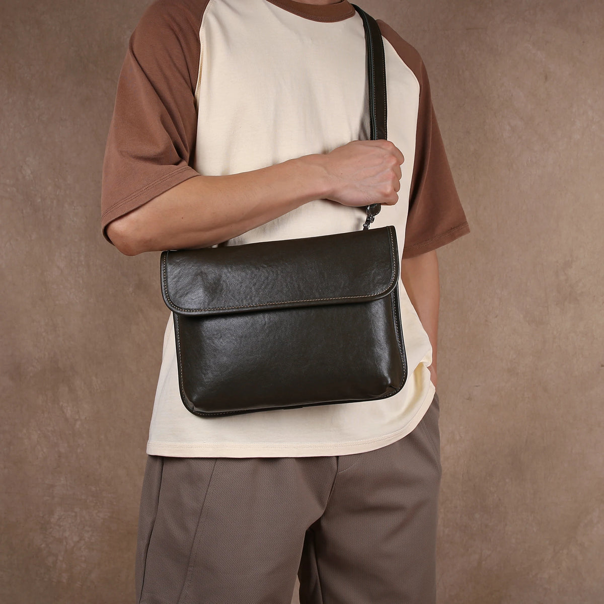 pochette homme cuir bandouliere