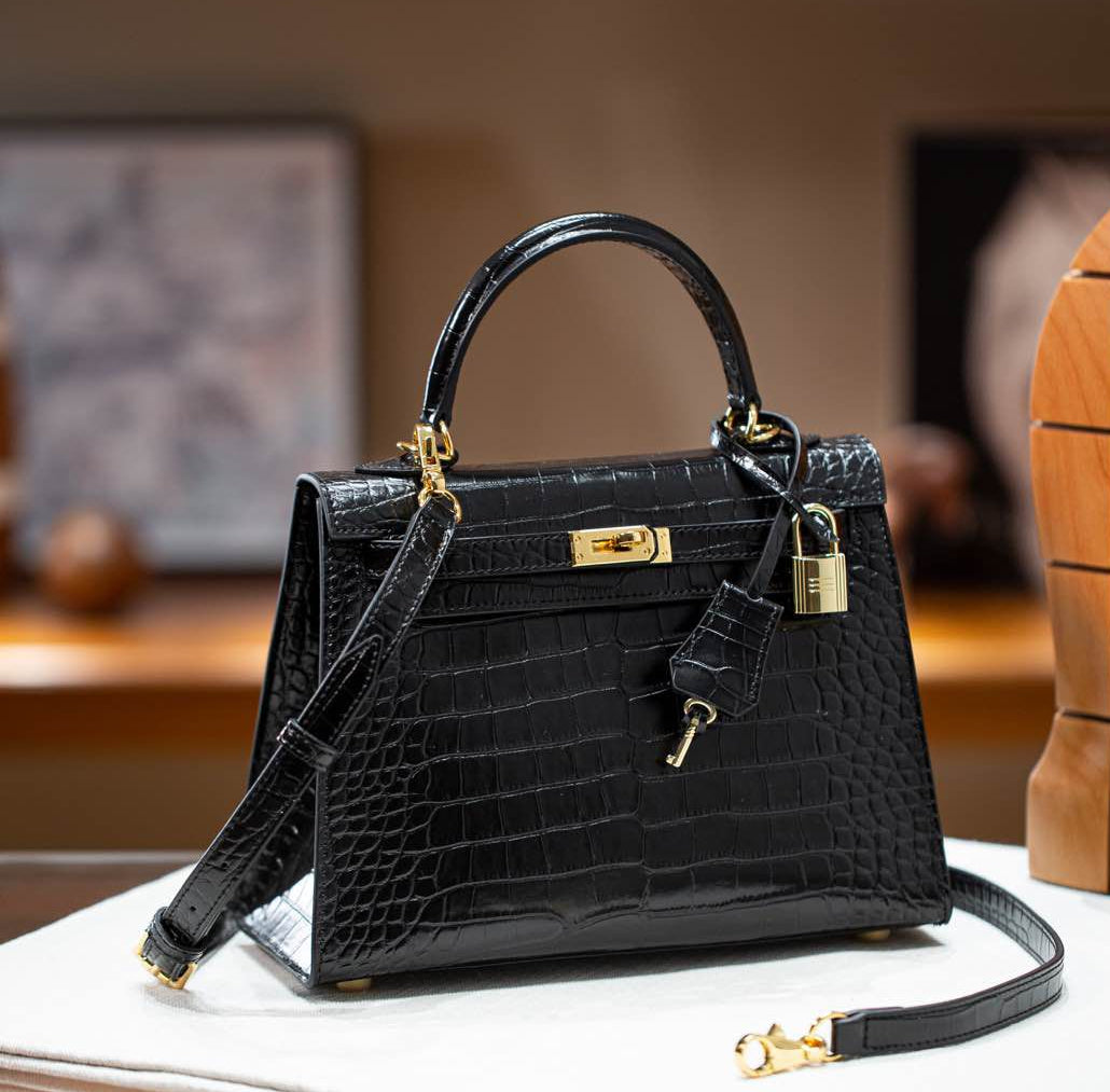 sac a main cuir croco noir