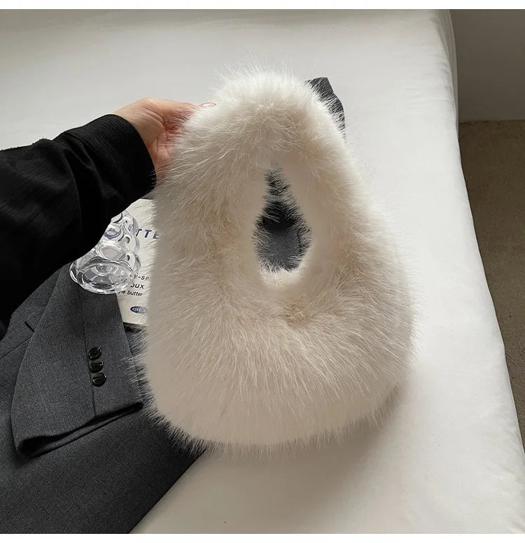 sac a main en fausse fourrure blanc