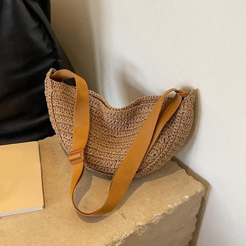 sac banane en paille tressé