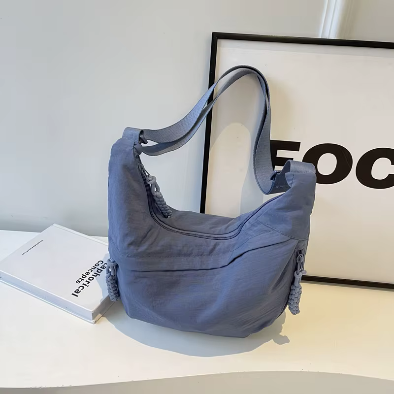 sac banane en nylon bleu
