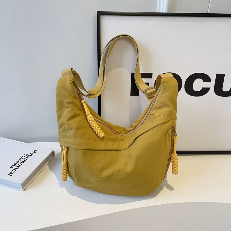 sac bandoulière en nylon jaune