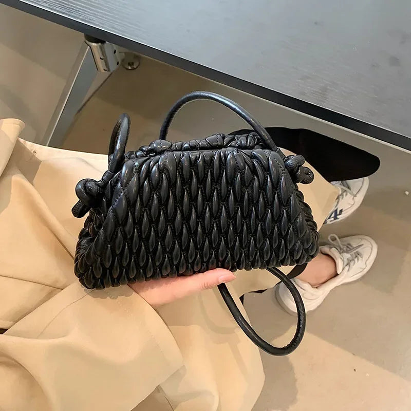 sac pochette noir en similicuir