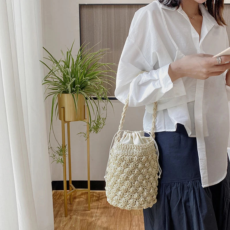 sac seau en paille chic