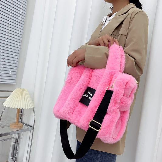 sac bandoulière fausse fourrure